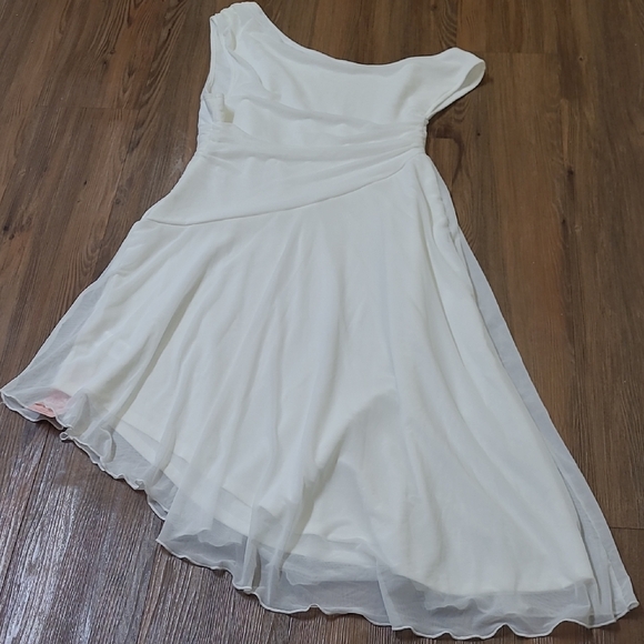 SHEIN Dresses & Skirts - SHEIN White One-Shoulder Dress zise 1XL NEW